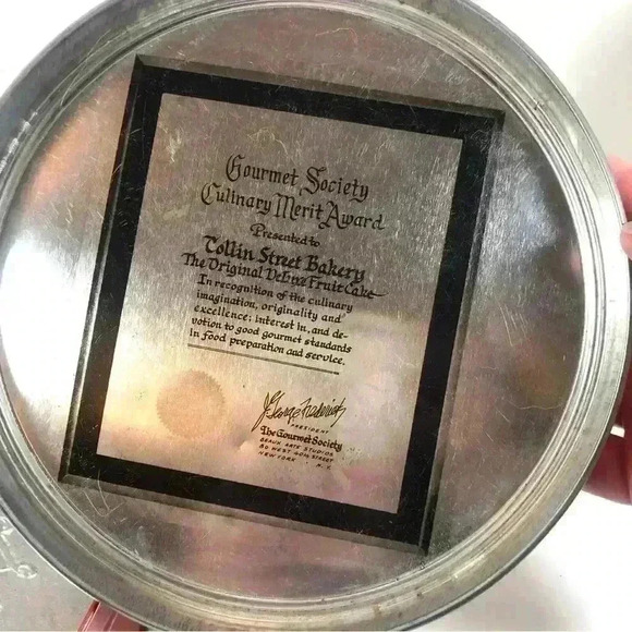 Vintage western Christmas  Deluxe Fruit Cake tin from Collin Street Bakery - Picture 9 of 9